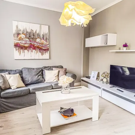 Adeje Living - Stylish 2 Bedroom Apartment In Adeje Tenerife * Costa Adeje (Tenerife)