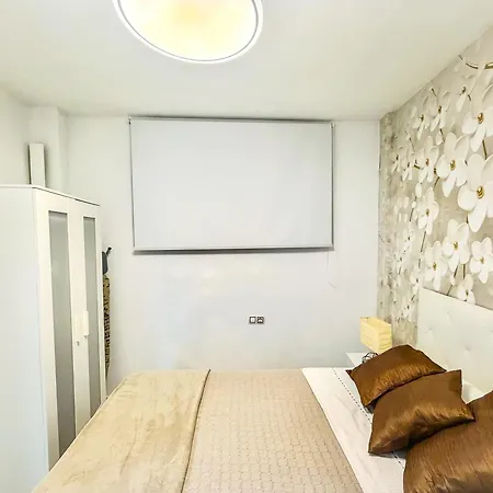 Adeje Living - Stylish 2 Bedroom Apartment In Adeje Tenerife