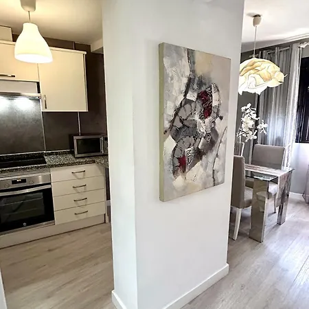 Adeje Living - Stylish 2 Bedroom Apartment In Adeje Tenerife