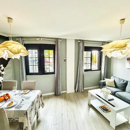 Adeje Living - Stylish 2 Bedroom Apartment In Adeje Tenerife شقة *