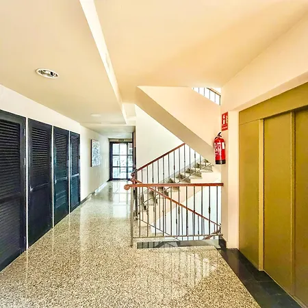 شقة Adeje Living - Stylish 2 Bedroom Apartment In Adeje Tenerife أذيخي